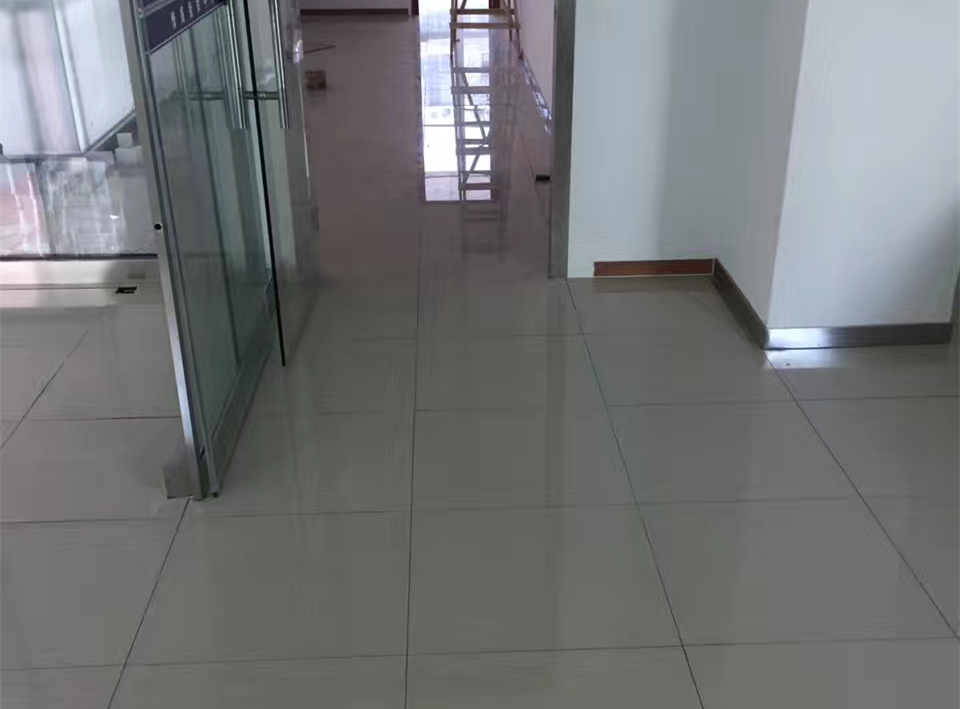 陶瓷防静电地板案例_陶瓷地板效果图