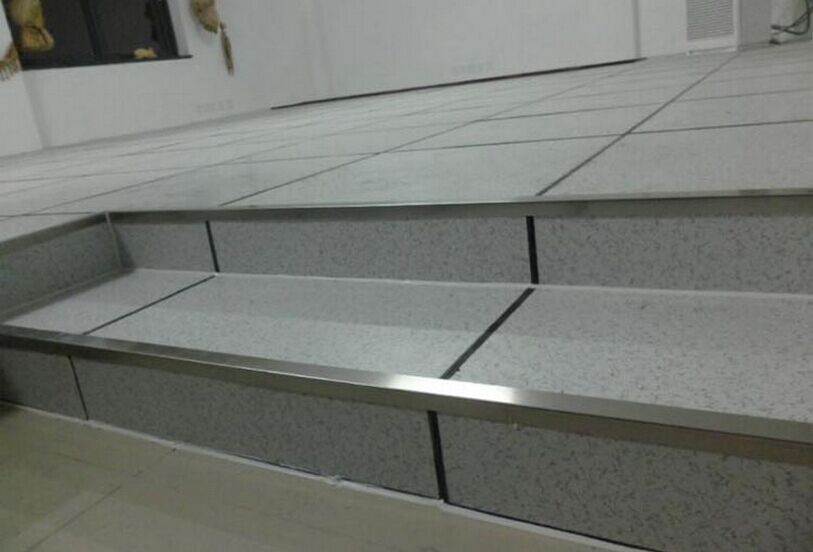 防静电地板门口处理